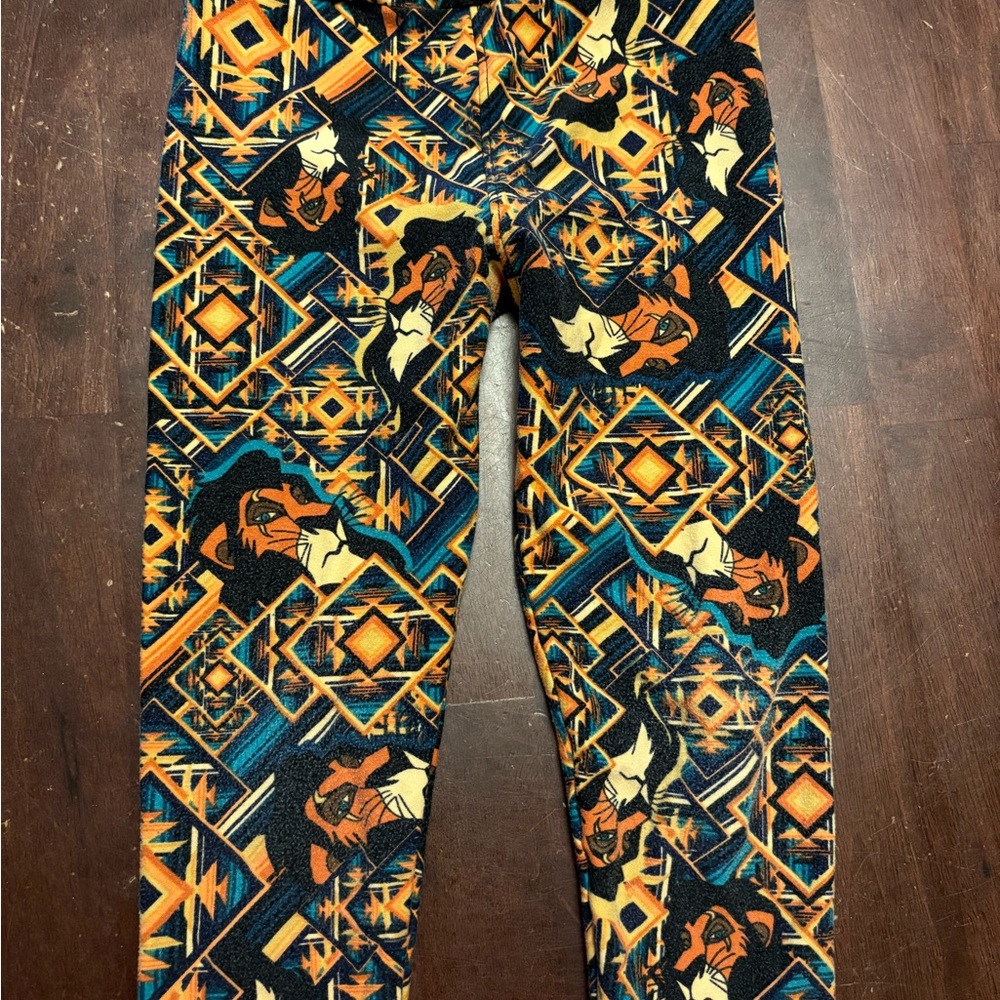 Lularoe kids Lion King Scar s/m leggings